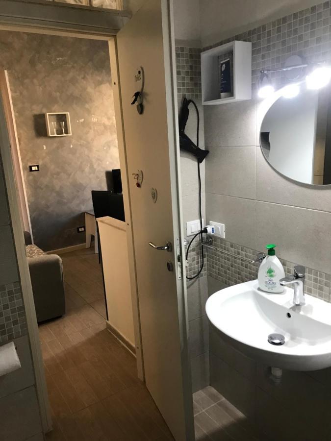 Via Serradifalco, Zona Via Dante Palermo Exteriör bild